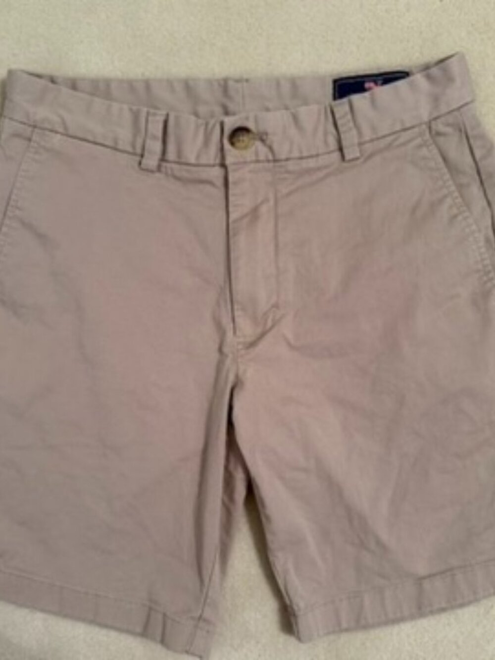 Vineyard Vines khaki shorts size 30